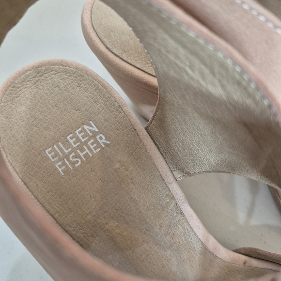 Eileen Fisher Doe Heeled Sandal  - Size 7 - Picture 9 of 12